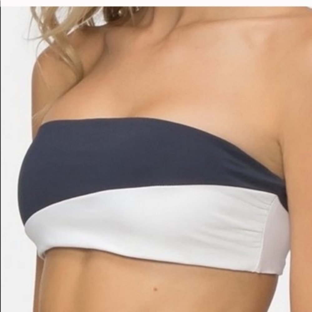 S/M Tavik Swim Top A1‎
